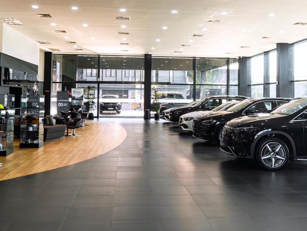 Showroom (Display Area)