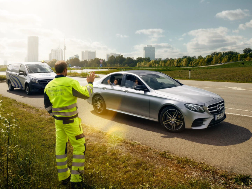 Mercedes-Benz Service24h – brings you back on course by day or night